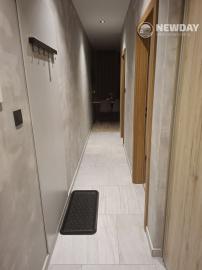 NEWDAY | NA PREDAJ 2-izbový apartmán + KK (39,3 m2) + lodžia 8,9 m2 | Jánsky rezort - Liptovský Ján