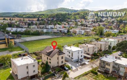 NEWDAY | rodinné bývanie s vlastnou záhradou, garážou a súkromím | Gagarinova ul., Nová Dubnica - 98 m2