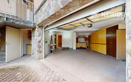 NA PREDAJ 25-ročný 6-izbový rodinný dom, Pod sadom, Žilina (Závodie) - plocha 355 m2, pozemok 963 m2