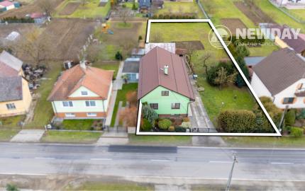 NA PREDAJ zrekonštruovaný rodinný dom - na pozemku možná stavba ďalšieho RD - Borčice
