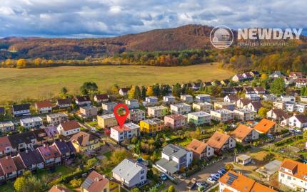 NEWDAY | NA PREDAJ priestranný rodinný dom | 265 m2 úžitková plocha + 409 m2 pozemok | A. Sládkoviča - Nová Dubnica