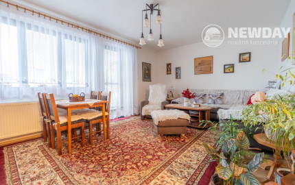 NEWDAY | NA PREDAJ priestranný 5-izbový podpivničený rodinný dom | 265 m2 úžitková plocha | 409 m2 pozemok | A. Sládkoviča - Nová Dubnica