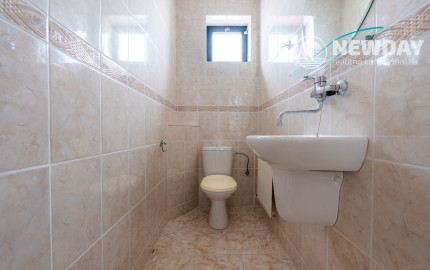 NEWDAY | NA PREDAJ priestranný 5-izbový podpivničený rodinný dom | 265 m2 úžitková plocha | 409 m2 pozemok | A. Sládkoviča - Nová Dubnica