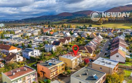 NEWDAY | NA PREDAJ priestranný 5-izbový podpivničený rodinný dom | 265 m2 úžitková plocha | 409 m2 pozemok | A. Sládkoviča - Nová Dubnica