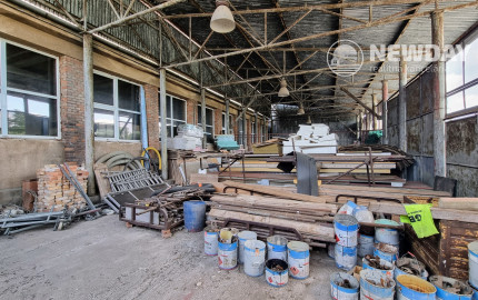 NEWDAY | NA PREDAJ funkčný a udržiavaný výrobný areál | 2400 m2 vnútorná rozloha | 5500 m2 pozemok | Priemyselný park – Bošany