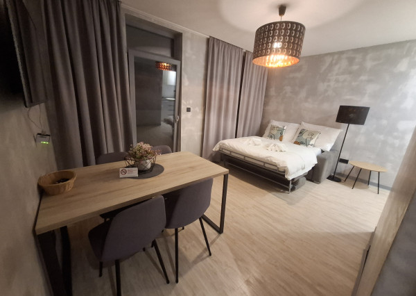 NEWDAY | NA PREDAJ 2-izbový apartmán + KK (39,3 m2) + lodžia 8,9 m2 | Jánsky rezort - Liptovský Ján