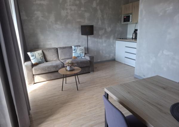 NEWDAY | NA PREDAJ 2-izbový apartmán + KK (39,3 m2) + lodžia 8,9 m2 | Jánsky rezort - Liptovský Ján