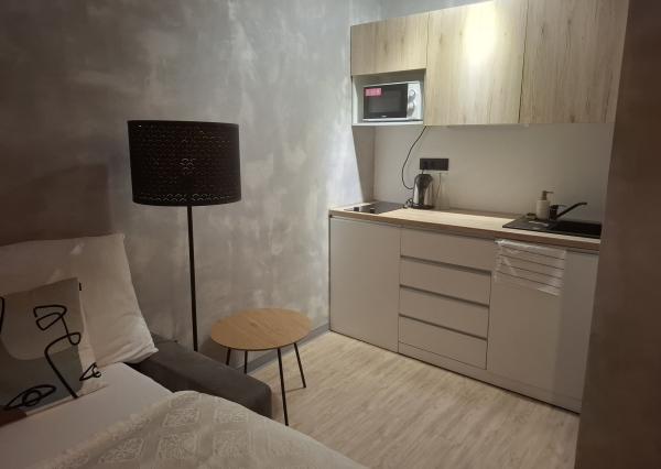 NEWDAY | NA PREDAJ 2-izbový apartmán + KK (39,3 m2) + lodžia 8,9 m2 | Jánsky rezort - Liptovský Ján