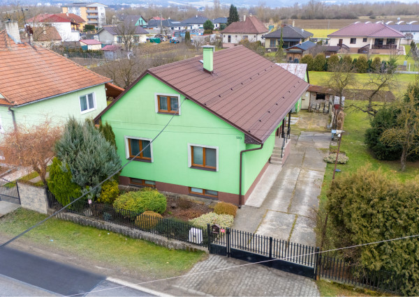 NA PREDAJ zrekonštruovaný rodinný dom - na pozemku možná stavba ďalšieho RD - Borčice