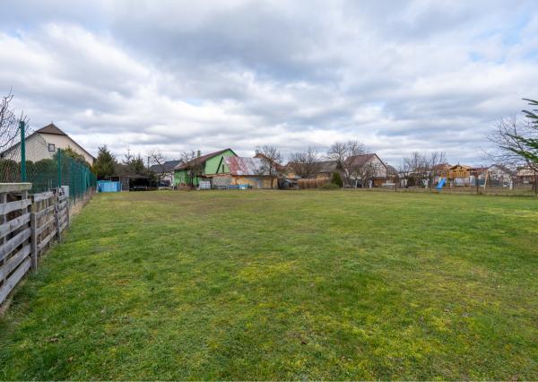 NA PREDAJ zrekonštruovaný rodinný dom - na pozemku možná stavba ďalšieho RD - Borčice