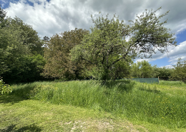 NA PREDAJ 4-izbový rodinný dom - chalupa v Lubine na pozemku (489 m2) + orná pôda a záhrada (2359 m2)