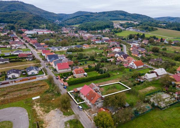 NA PREDAJ rodinný dom, ul. Nová - Veľký Kolačín (N. Dubnica), 178 m2, (pozemok 834 m2)