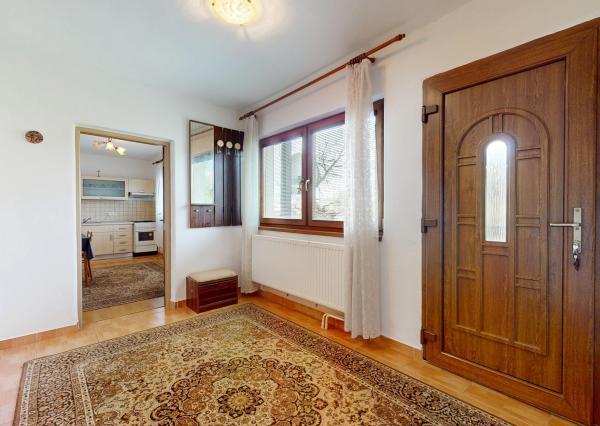 NA PREDAJ zrekonštruovaný rodinný dom - na pozemku možná stavba ďalšieho RD - Borčice