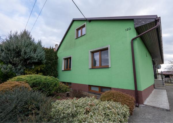 NA PREDAJ zrekonštruovaný rodinný dom - na pozemku možná stavba ďalšieho RD - Borčice