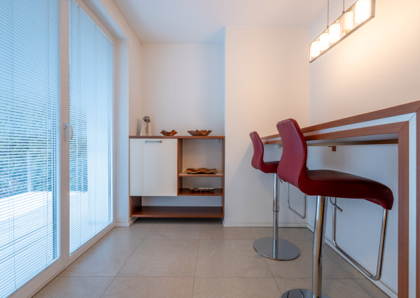 NEWDAY | NA PRENÁJOM rodinný dom na podnikanie | 117 m2 kancelárie, 29 m2 sklad | 505 m2 pozemok | Bezručova - Trenčín