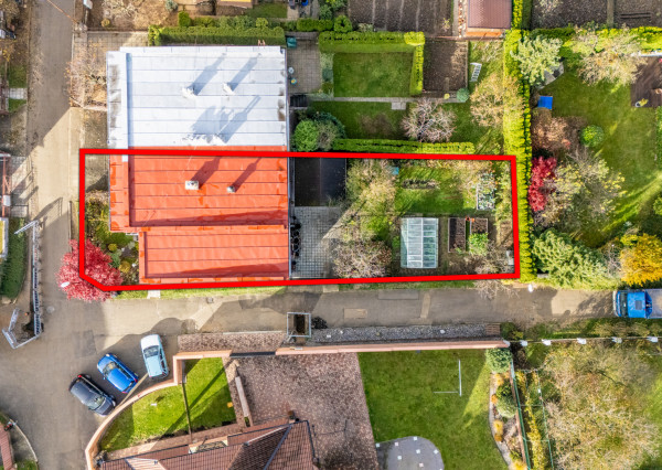 NEWDAY | NA PREDAJ priestranný 5-izbový podpivničený rodinný dom | 265 m2 úžitková plocha | 409 m2 pozemok | A. Sládkoviča - Nová Dubnica