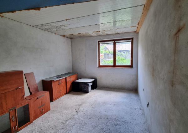 NEWDAY | NA PREDAJ funkčný a udržiavaný výrobný areál | 2400 m2 vnútorná rozloha | 5500 m2 pozemok | Priemyselný park – Bošany