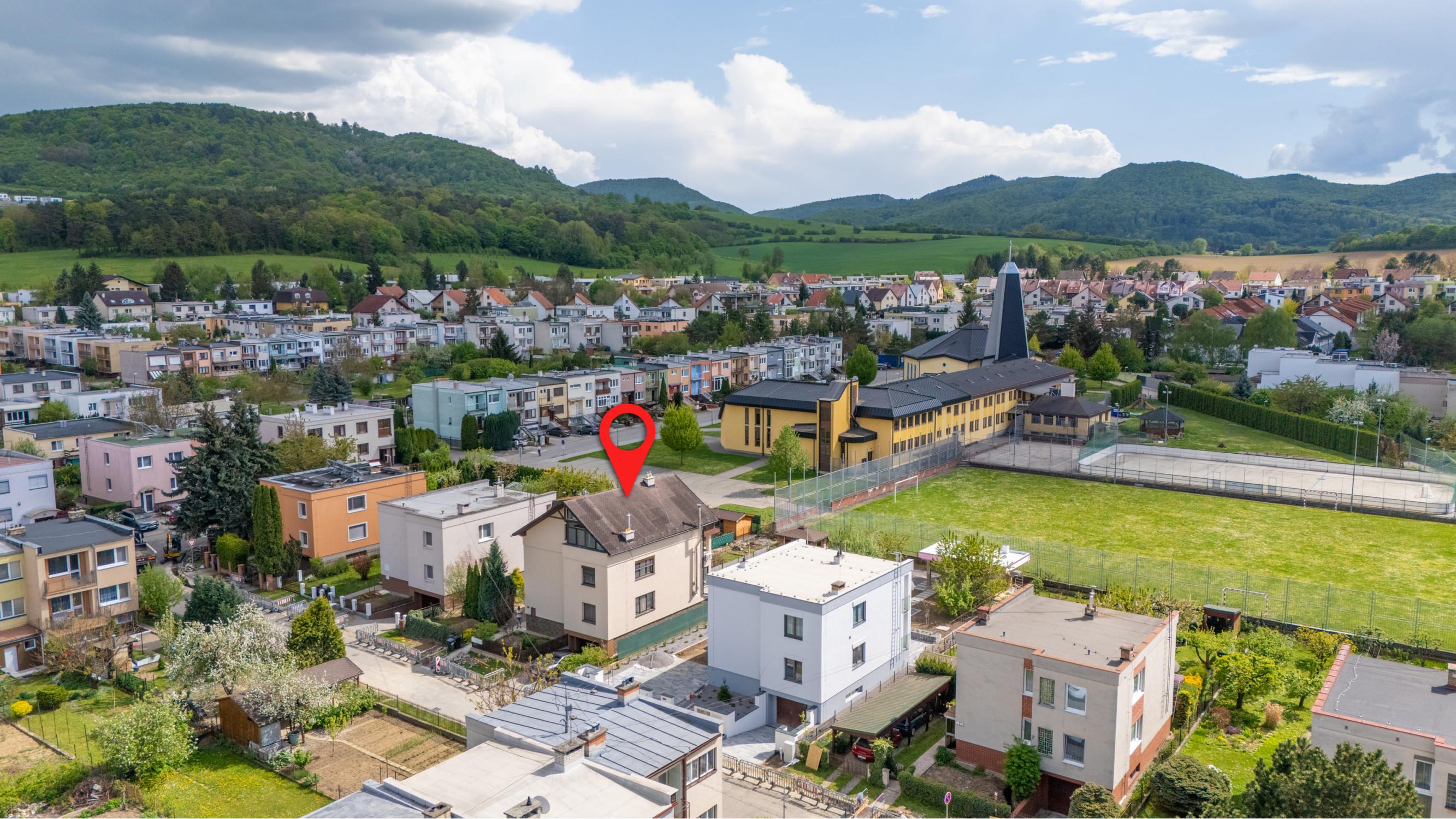 NEWDAY | rodinné bývanie s vlastnou záhradou, garážou a súkromím | Gagarinova ul., Nová Dubnica - 98 m2